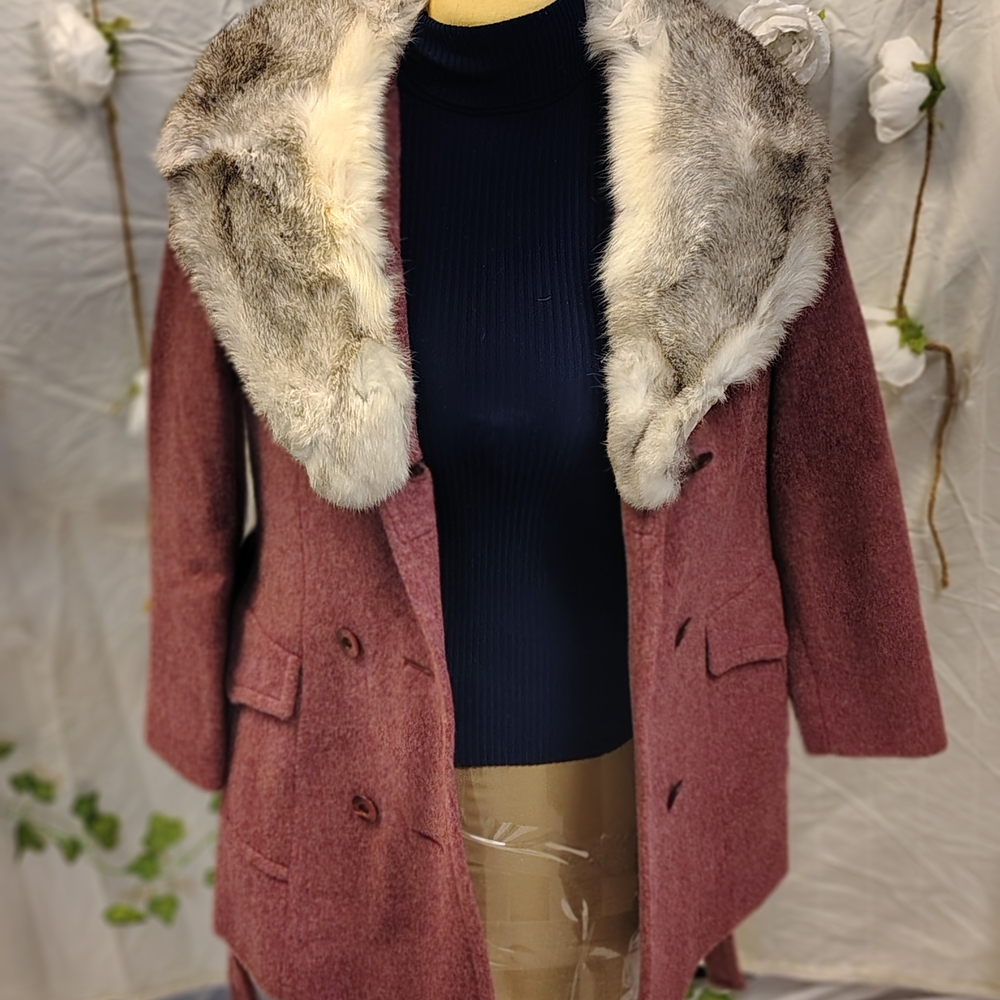Women's Wool Pink Coat with Rabbit  Fur Collar